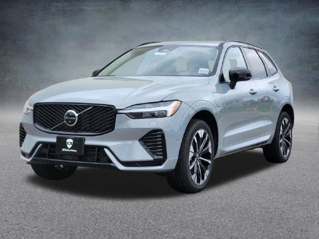 New 2026 Volvo XC60 plug-in hybrid T8 Plus SUV