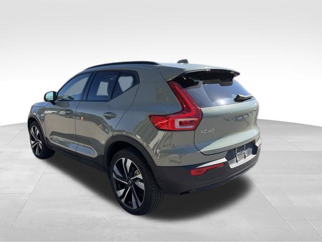 Used 2025 Volvo XC40 B5 Ultra Dark Theme SUV