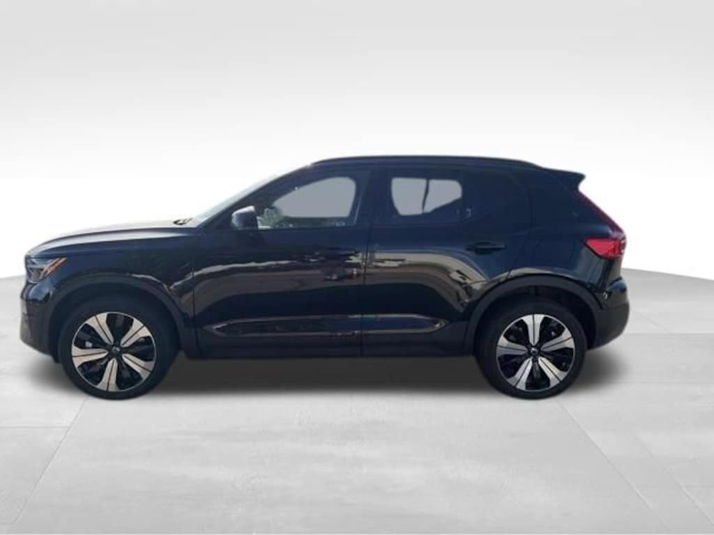 Used 2023 Volvo XC40 Recharge Pure Electric Plus SUV
