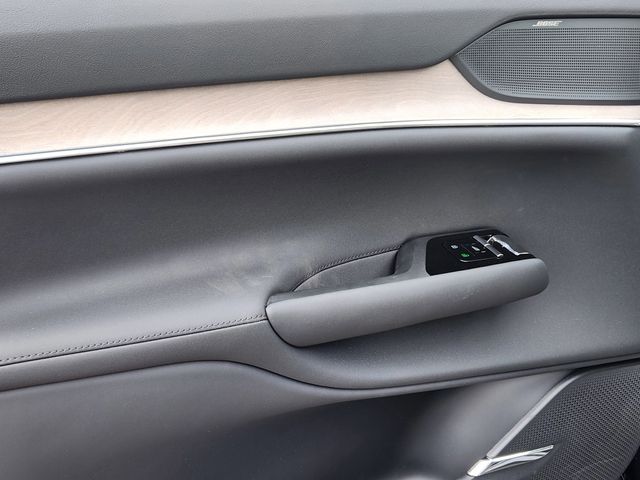 2025 Volvo EX90 Ultra - Photo 9