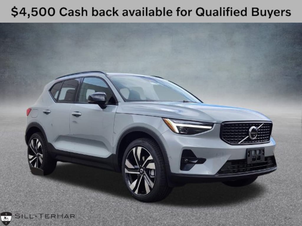 New 2026 Volvo XC40 B5 Ultra SUV