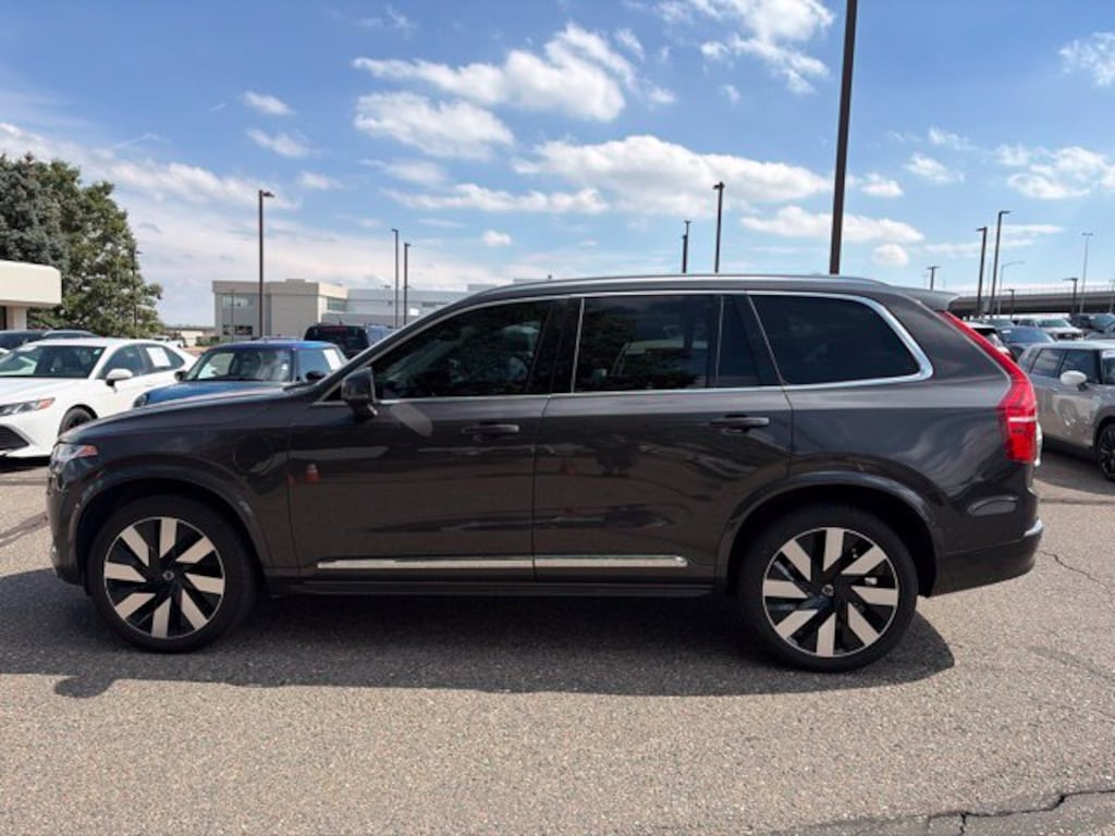 Used 2024 Volvo XC90 plug-in hybrid T8 Plus Bright 7-Seater SUV