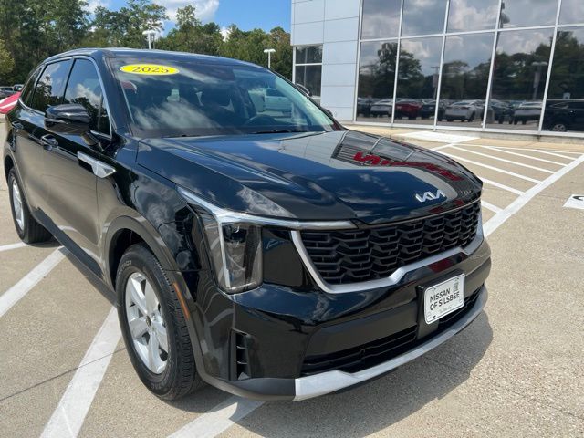 2025 Kia Sorento LX