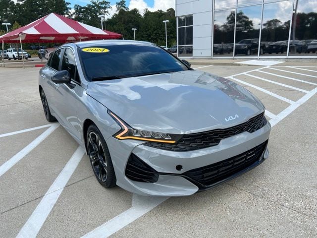 2024 Kia K5 GT-Line