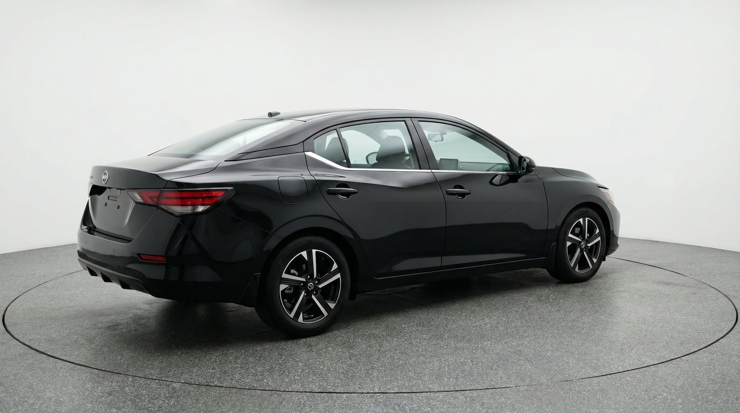 Thumbnail: 2025 Nissan Sentra - 9