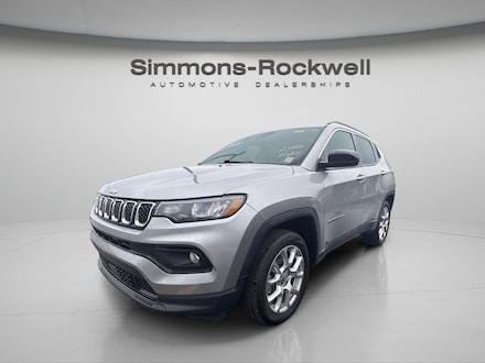 2023 Jeep Compass Latitude Lux Latitude Lux 4x4