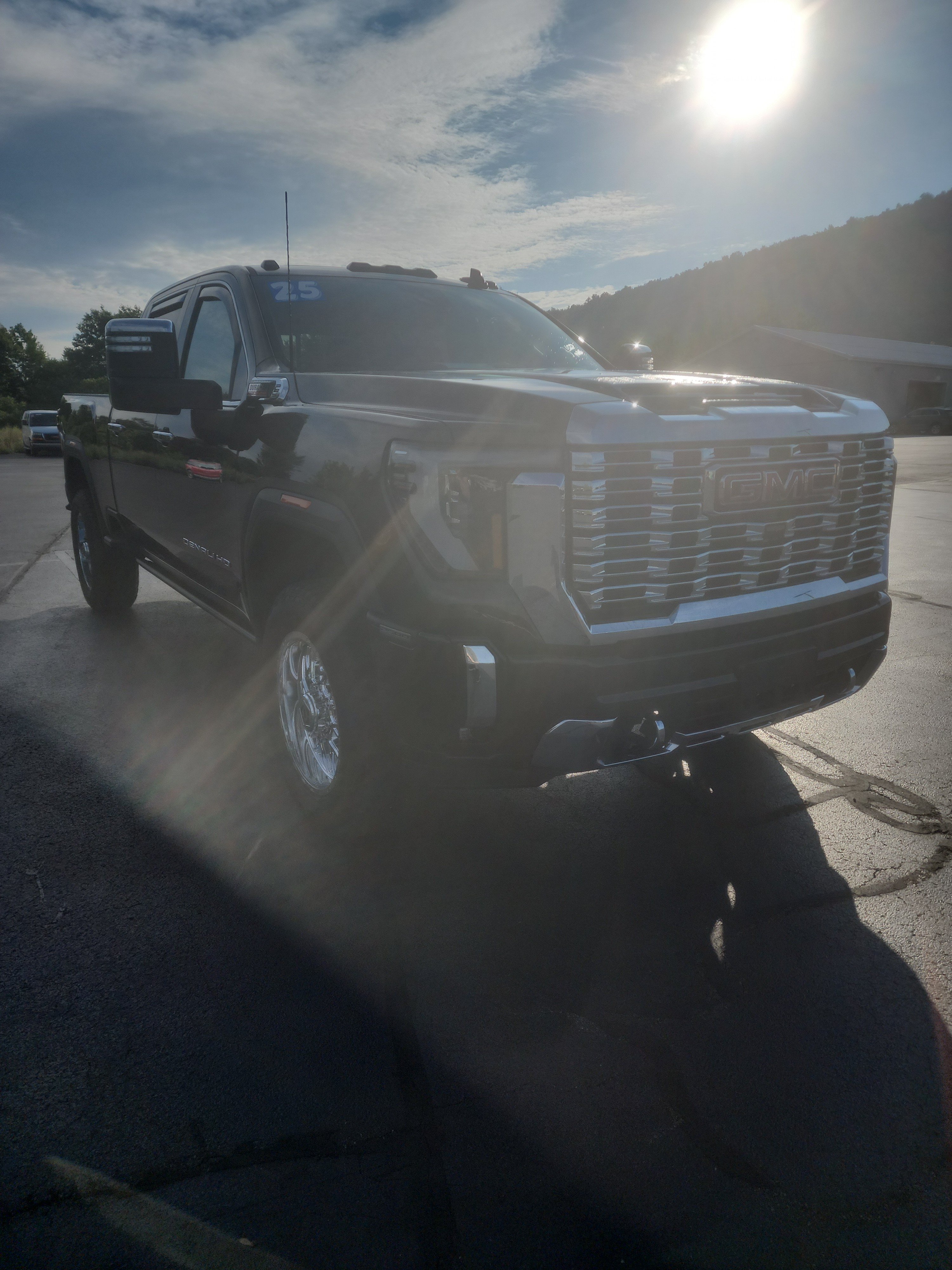 Used 2025 GMC Sierra 2500HD Denali 4WD Crew Cab 159 Denali