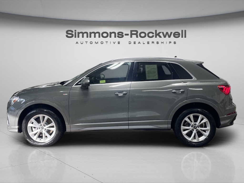 Used 2025 Audi Q3 S line Premium S line Premium 45 TFSI quattro