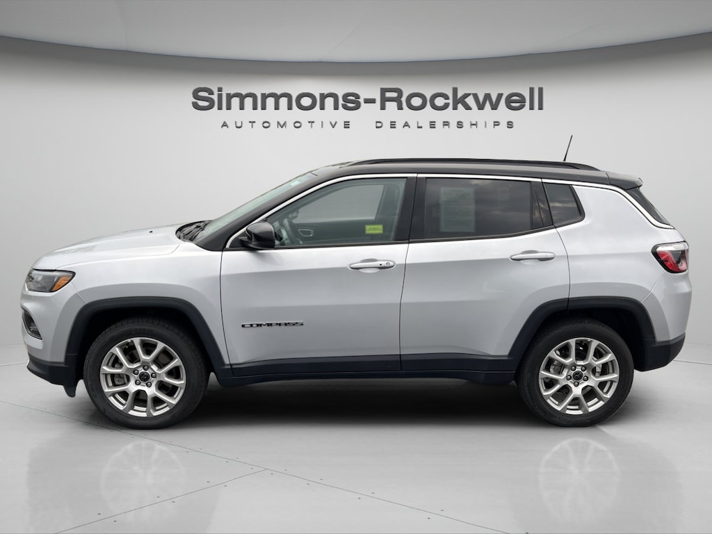 Used 2025 Jeep Compass Limited SUV