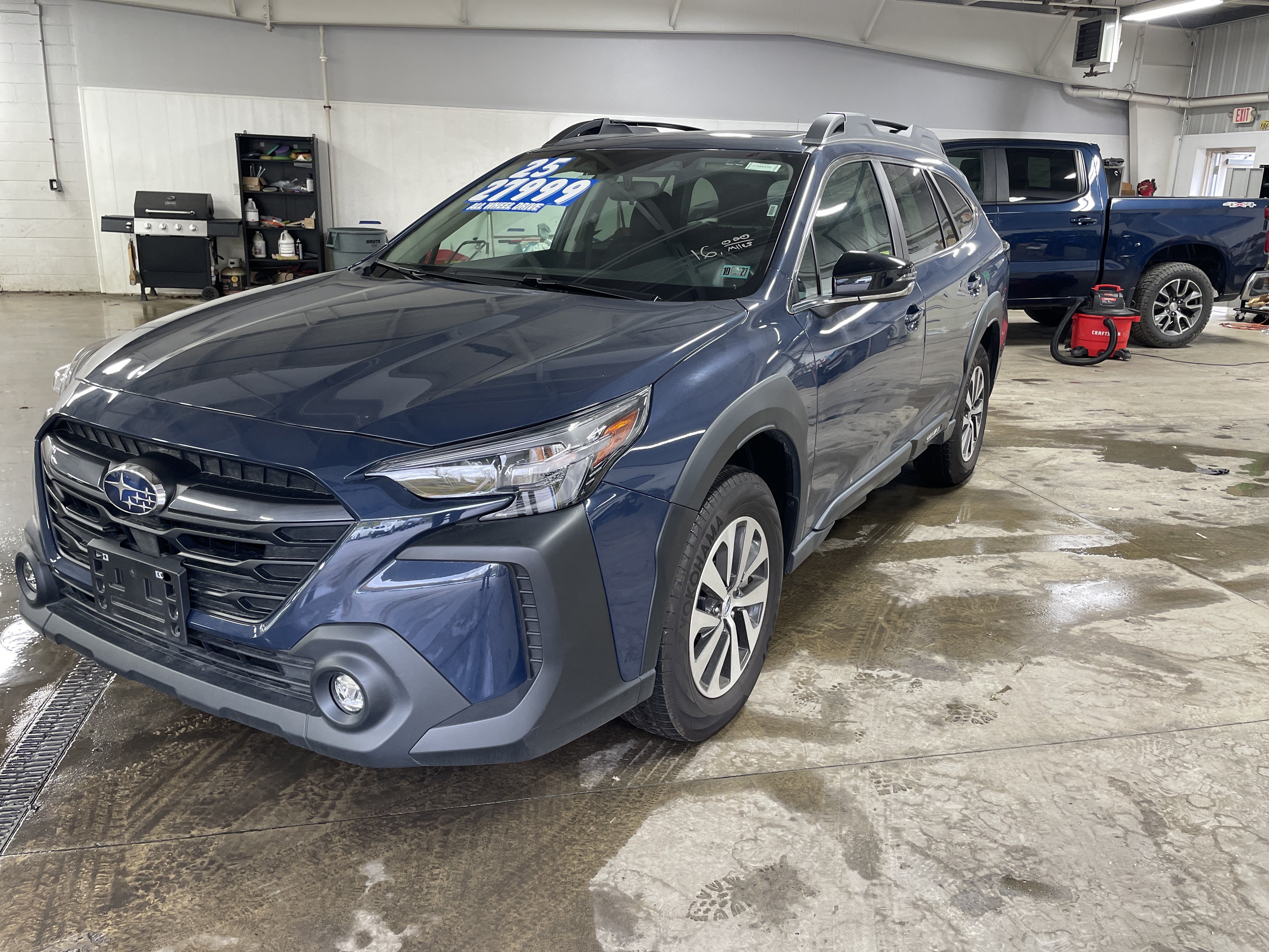 2025 Subaru Outback Premium