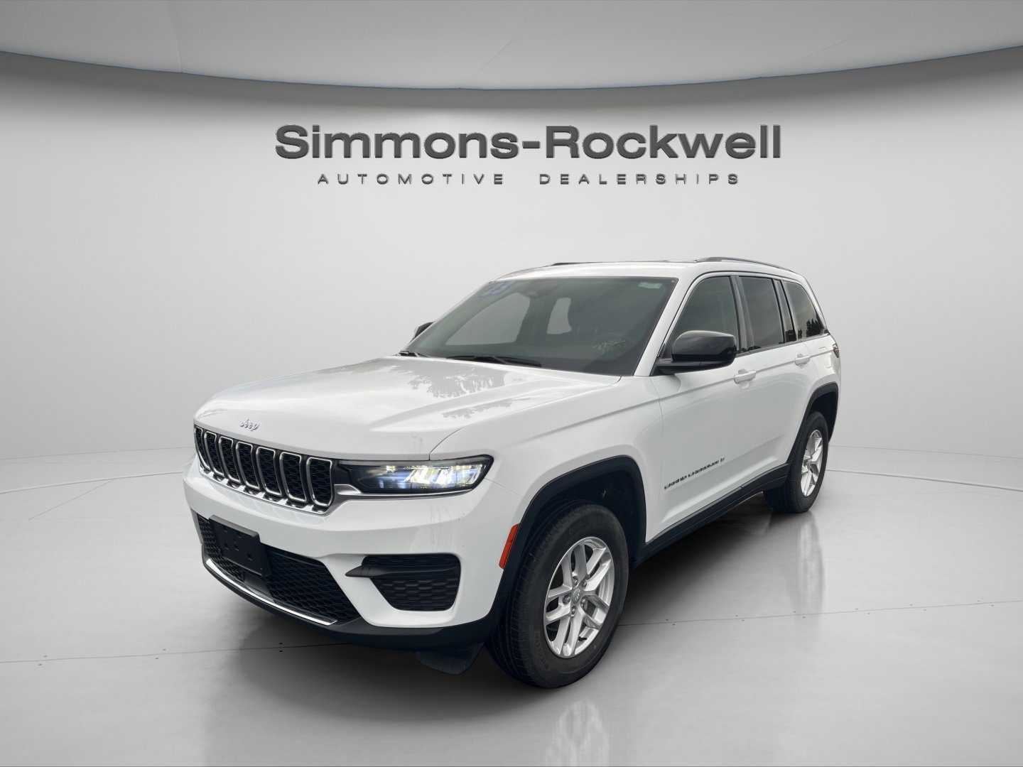 2023 Jeep Grand Cherokee Laredo