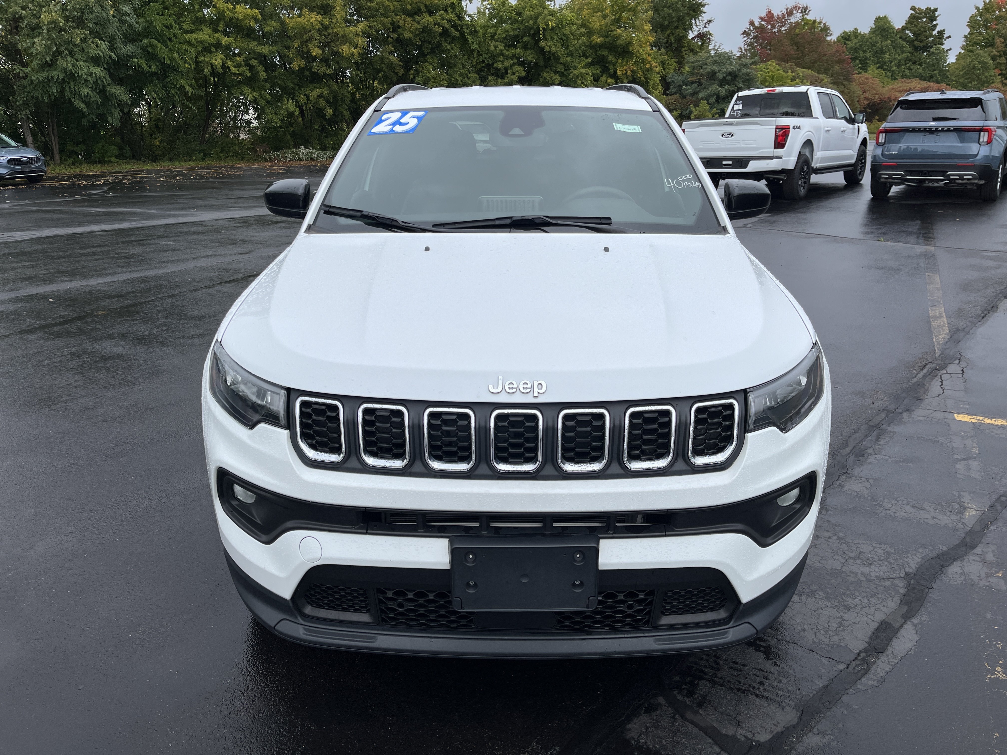 Used 2025 Jeep Compass Latitude SUV