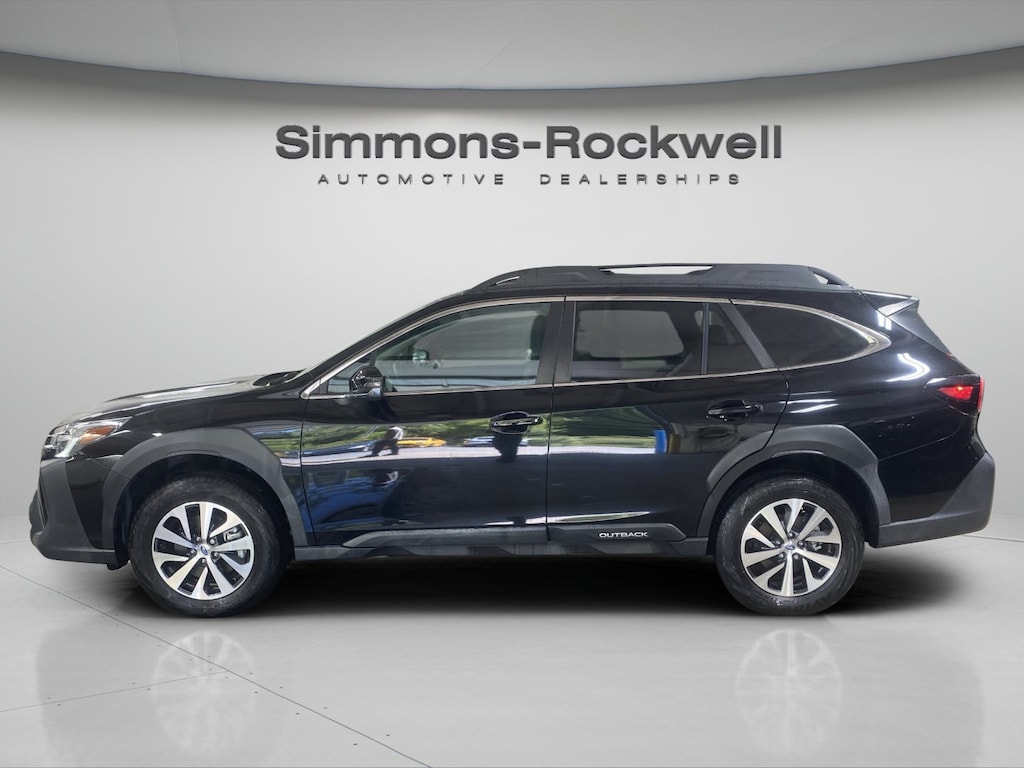 Used 2024 Subaru Outback Premium SUV
