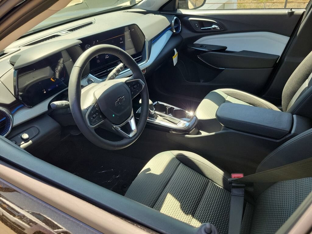 New 2026 Chevrolet Trax LT SUV