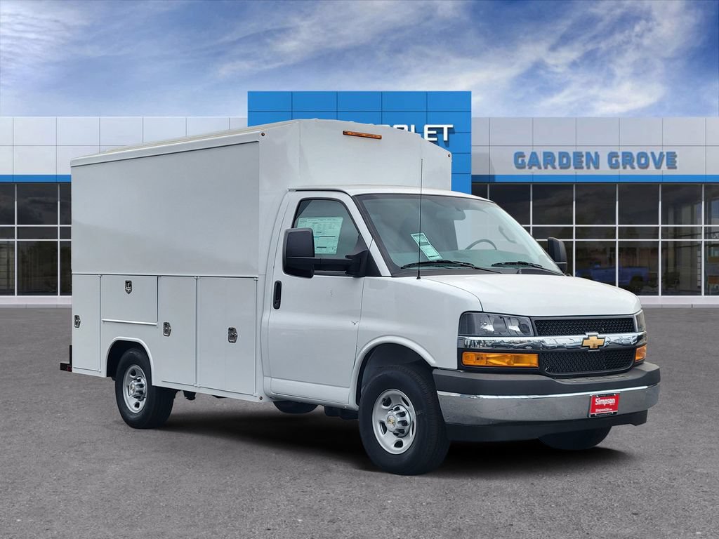 New 2026 Chevrolet Express Cutaway 3500 1WT Cutaway Van