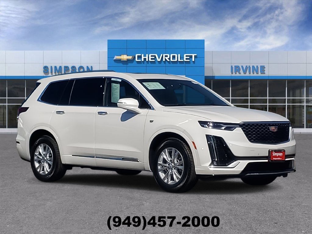 2025 Cadillac XT6 Luxury