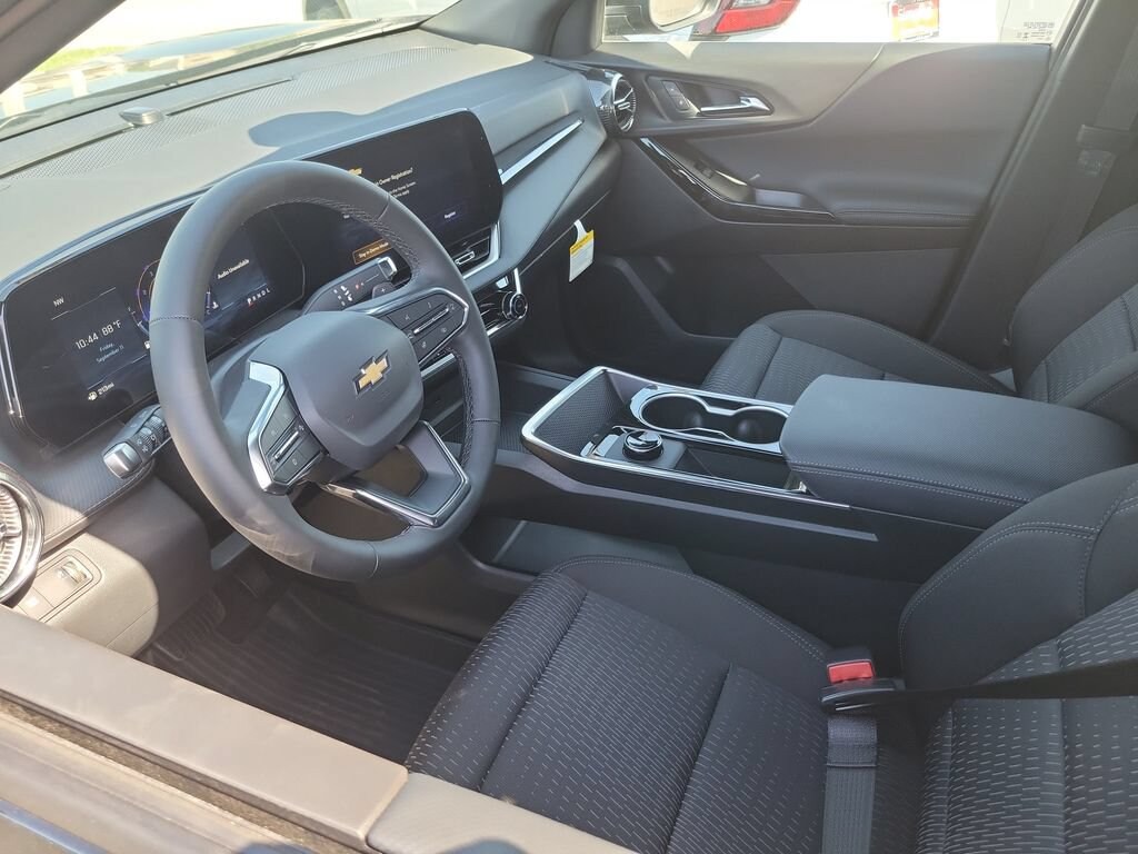 New 2027 Chevrolet Equinox LT SUV