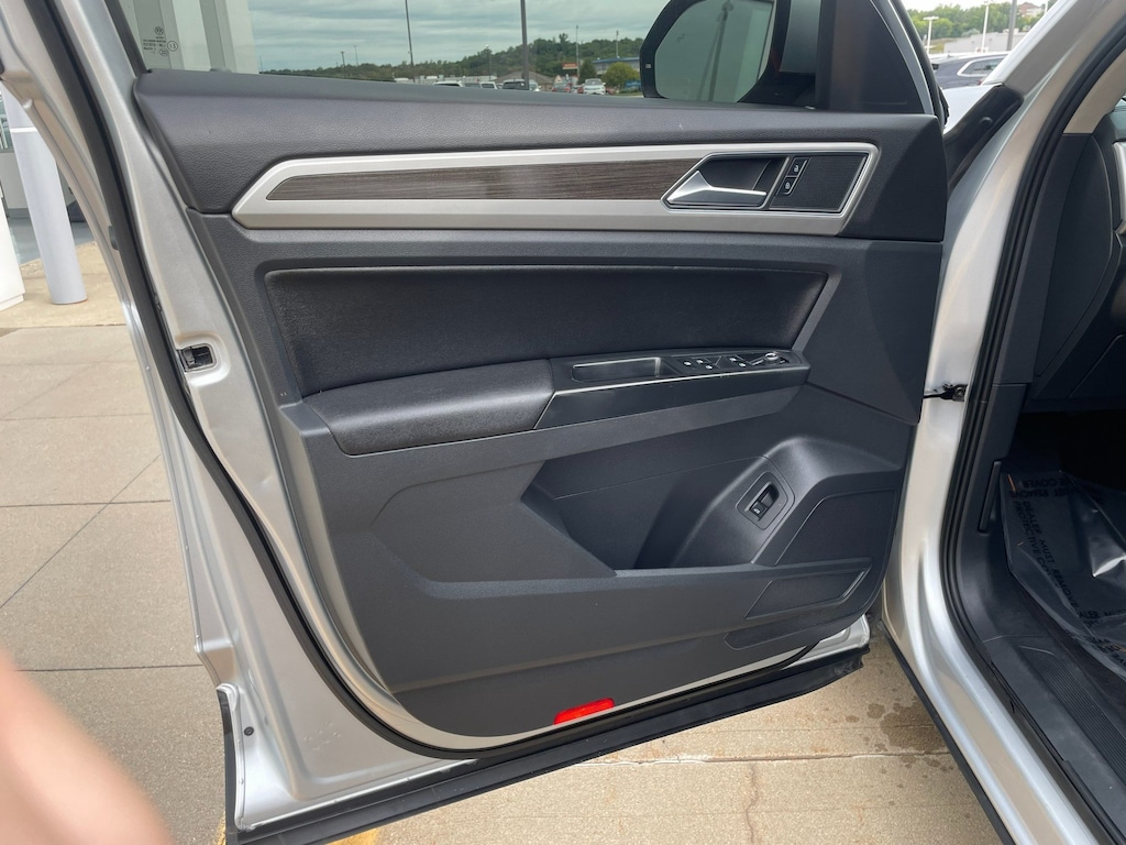 Used 2018 Volkswagen Atlas 3.6L V6 SE w/Technology 4MOTION SUV