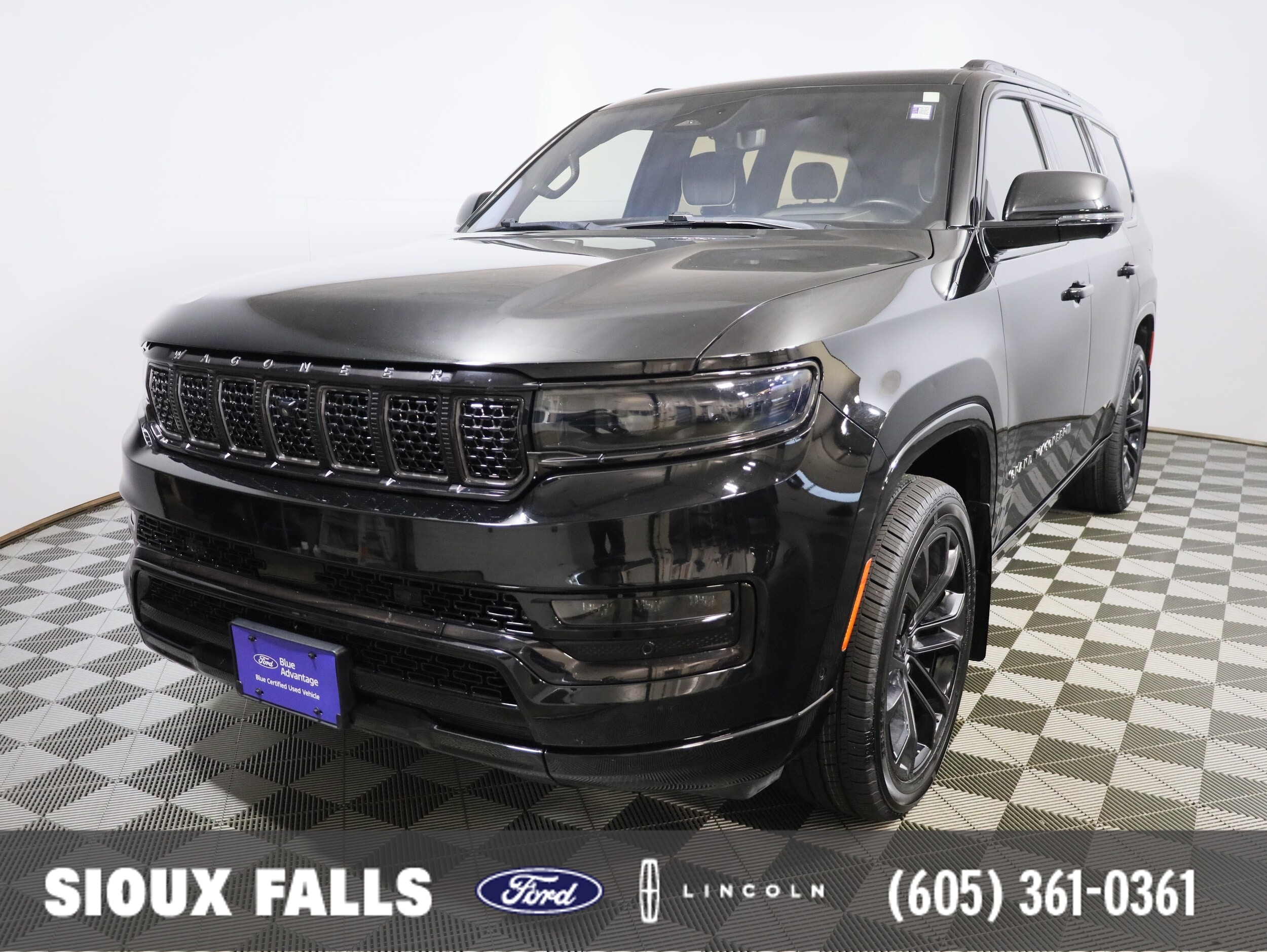 2022 Jeep Grand Wagoneer