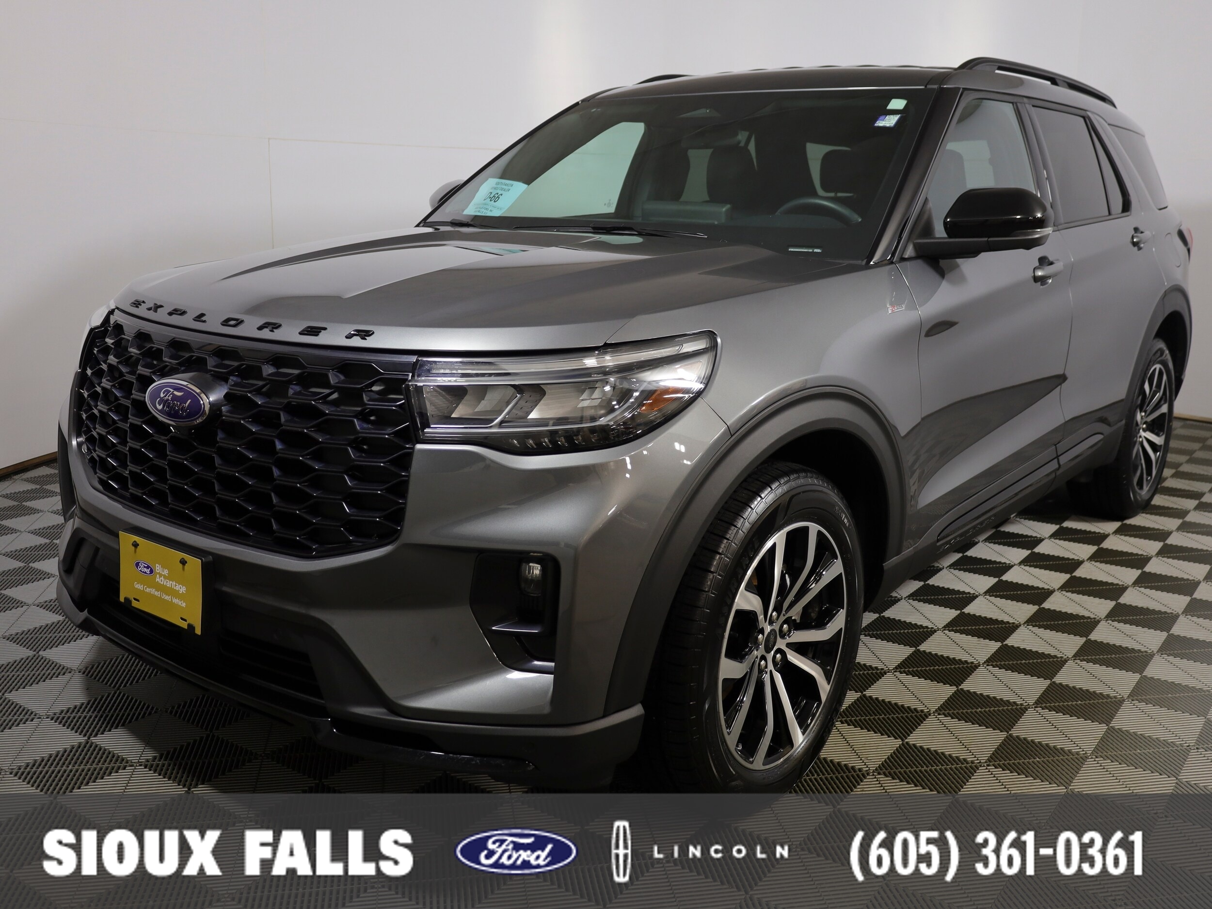 2025 Ford Explorer