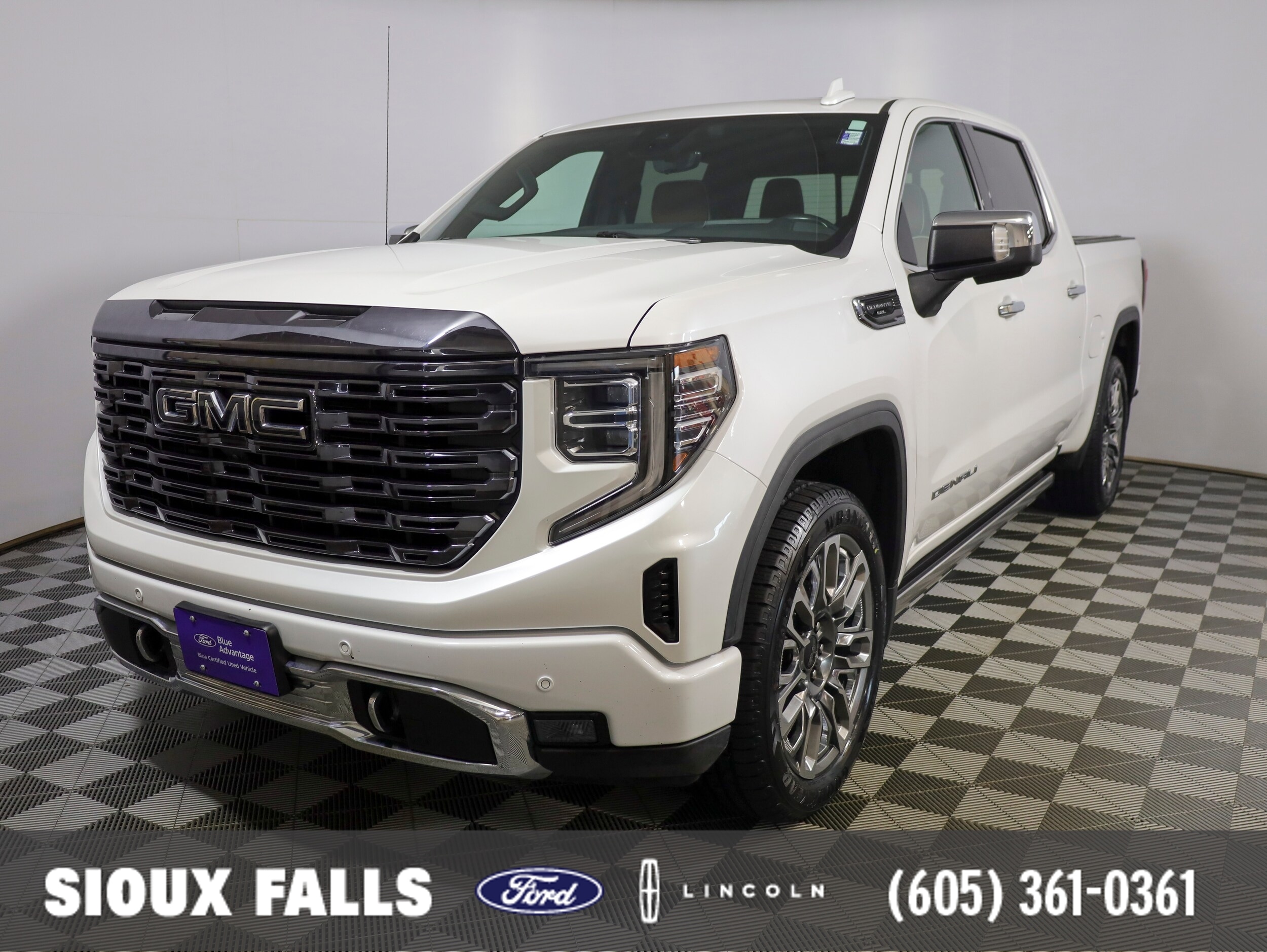 2023 GMC Sierra 1500 Denali
