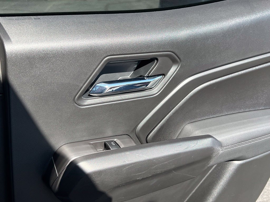 2024 Chevrolet Colorado LT - Photo 23
