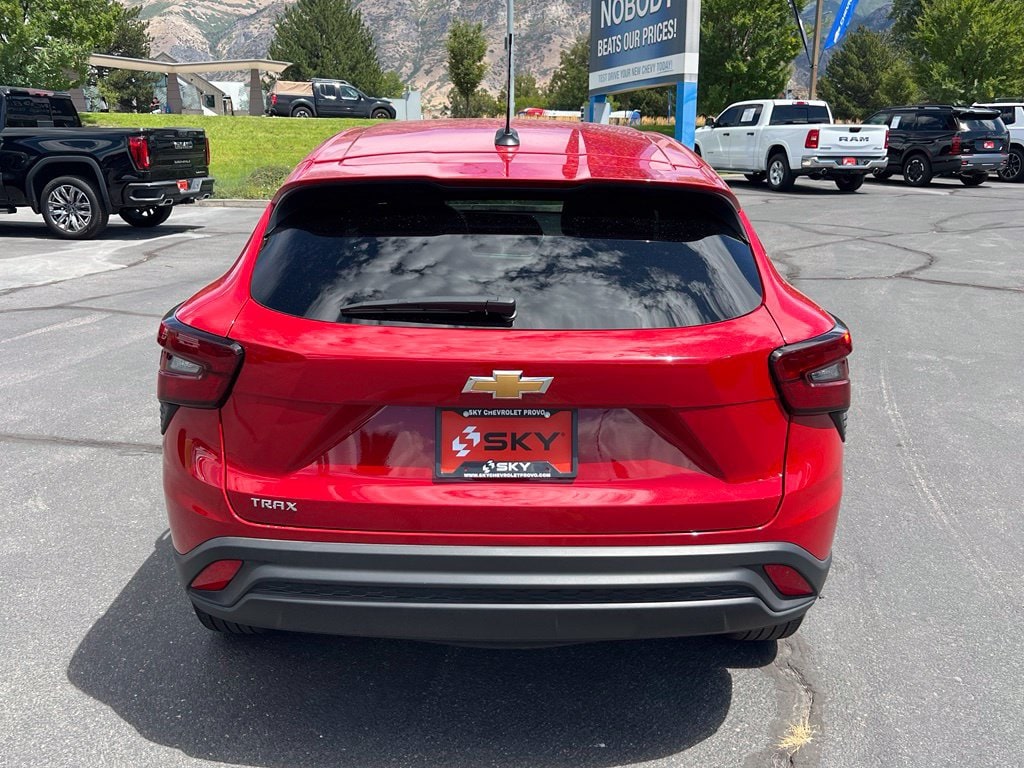 2026 Chevrolet Trax LS - Photo 14
