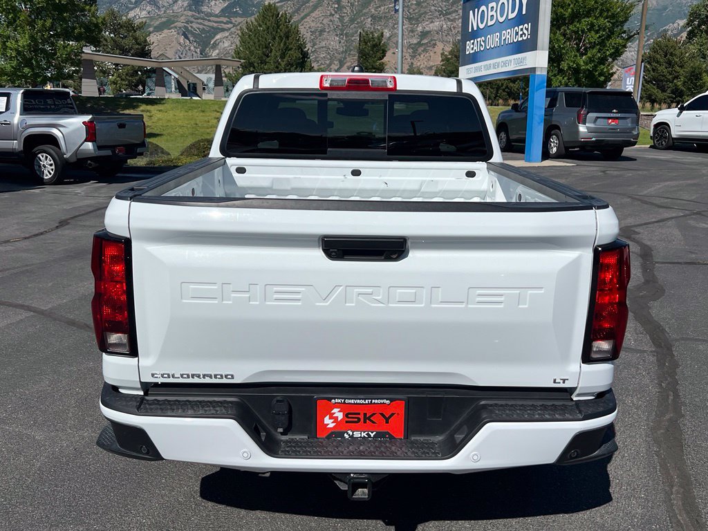 2024 Chevrolet Colorado LT - Photo 13