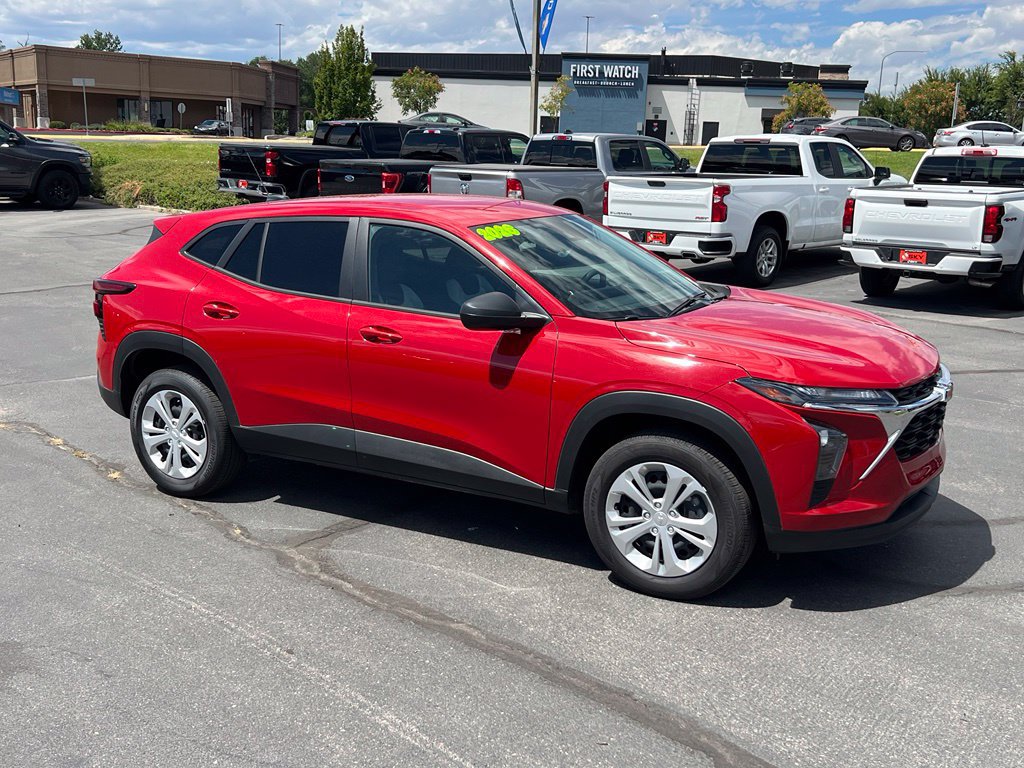2026 Chevrolet Trax LS - Photo 9