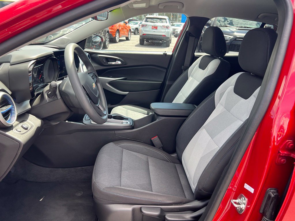 2026 Chevrolet Trax LS - Photo 27