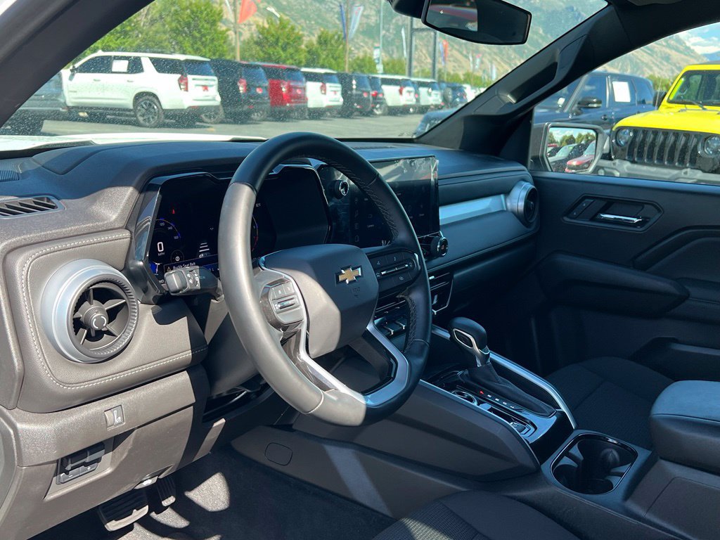 2024 Chevrolet Colorado LT - Photo 29