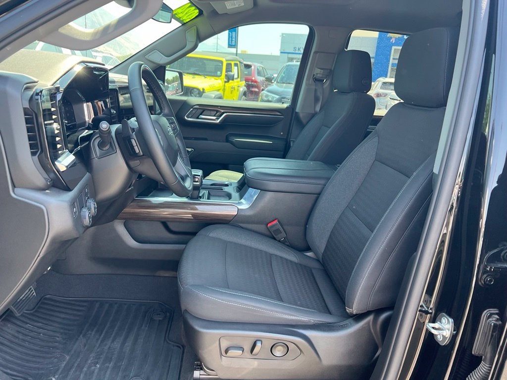 2024 Chevrolet Silverado 1500 RST - Photo 29