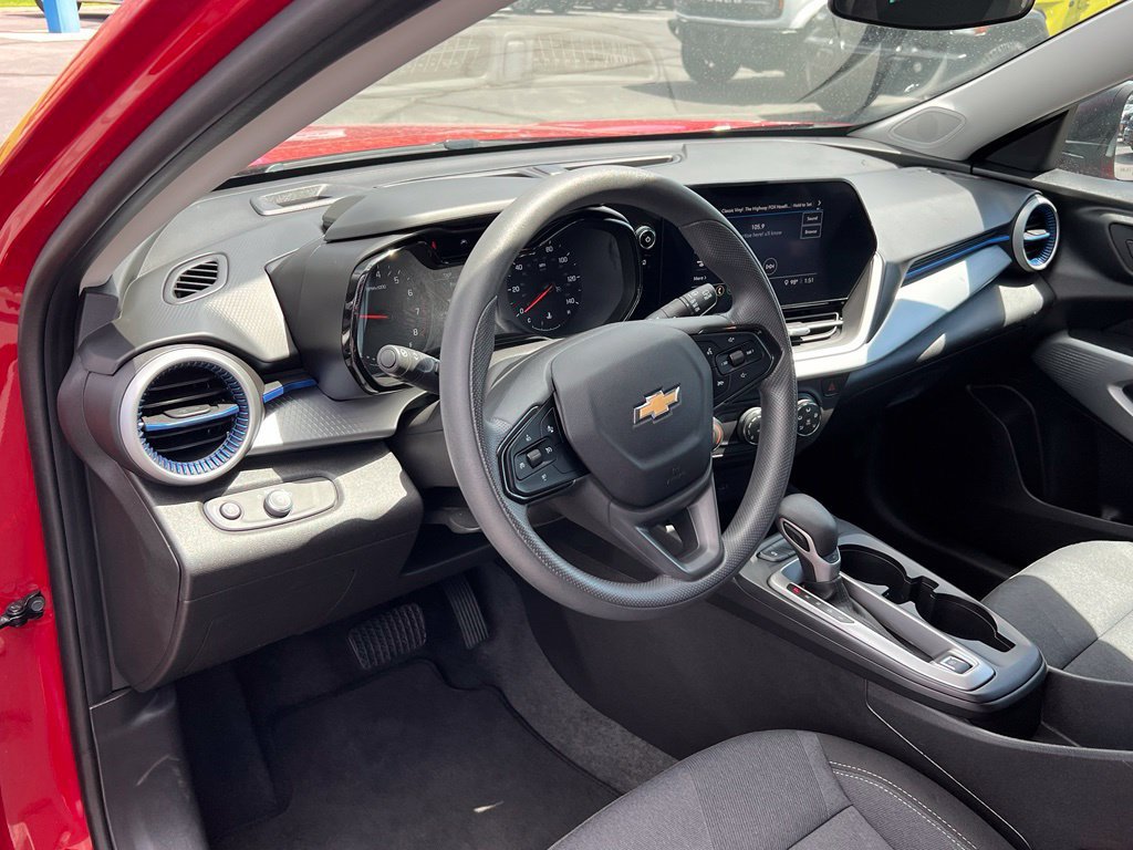 2026 Chevrolet Trax LS - Photo 28