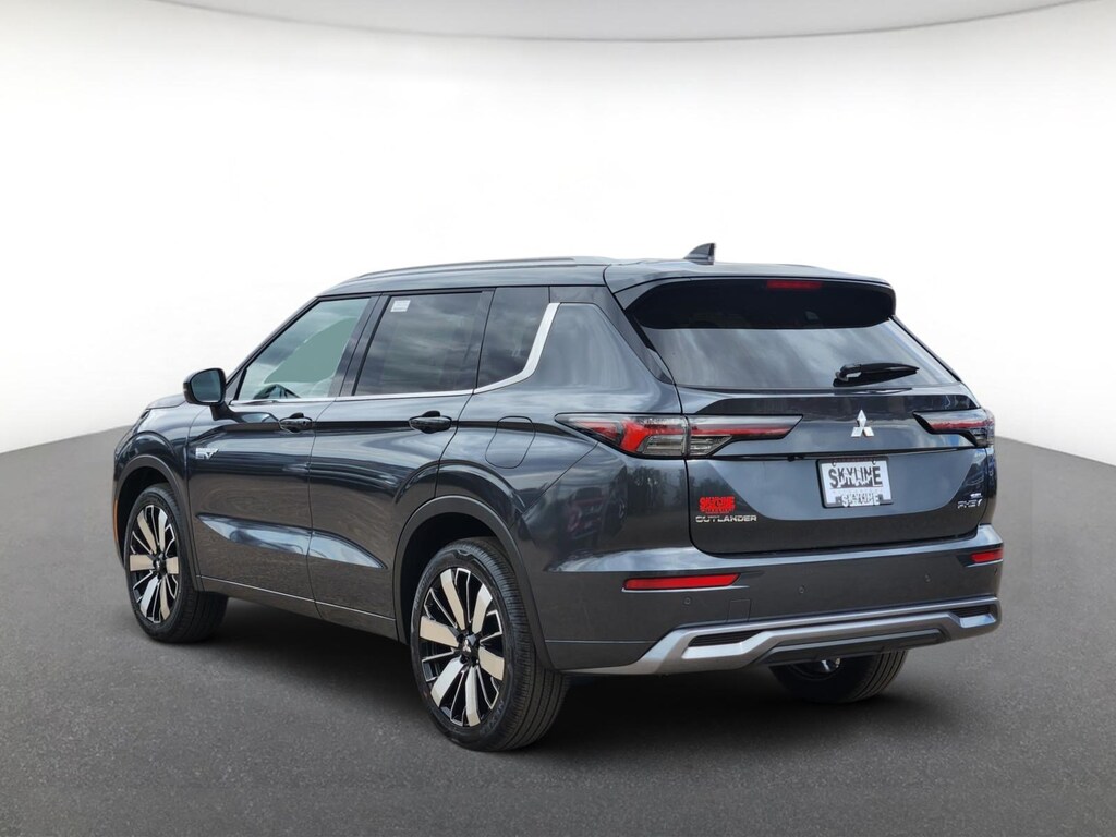 New 2026 Mitsubishi Outlander Plug-In Hybrid SEL S-AWC SUV