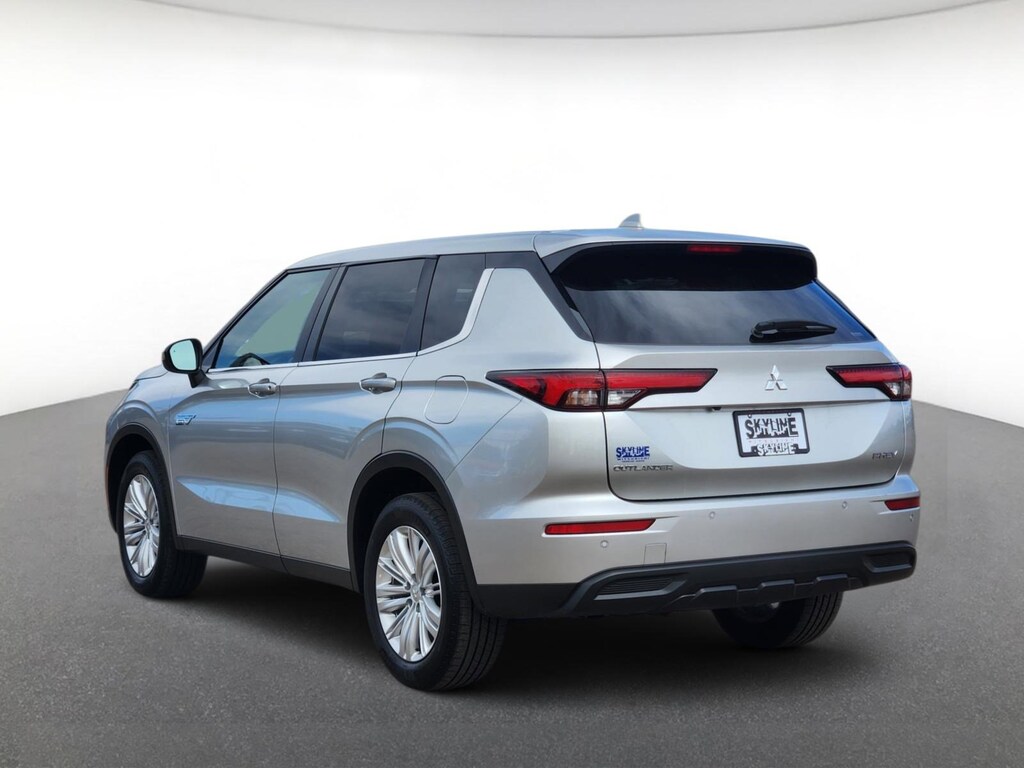 Certified 2025 Mitsubishi Outlander Plug-In Hybrid ES S-AWC SUV