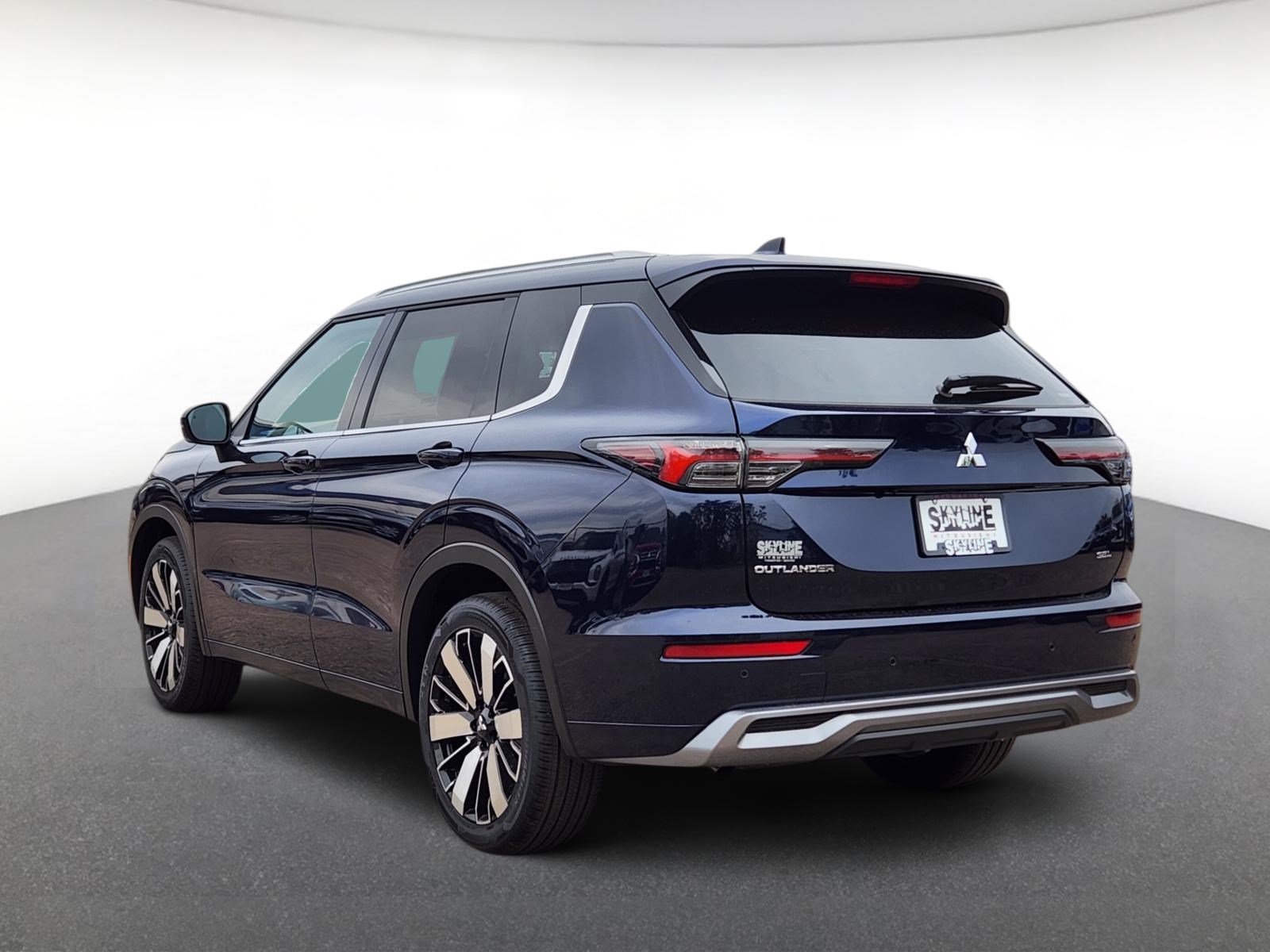 New 2026 Mitsubishi Outlander SEL S-AWC SUV