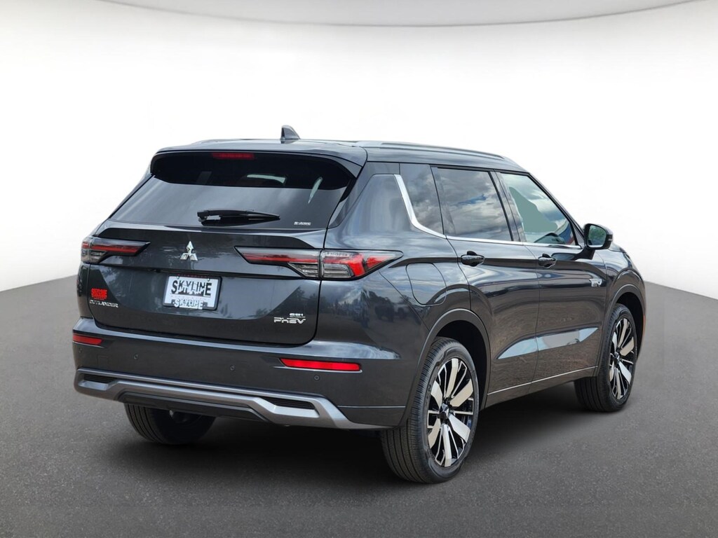 New 2026 Mitsubishi Outlander Plug-In Hybrid SEL S-AWC SUV