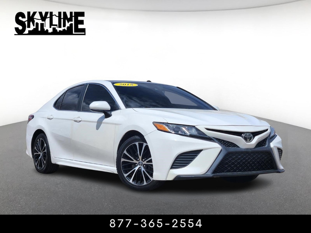 Used 2018 Toyota Camry SE Auto 4dr Car