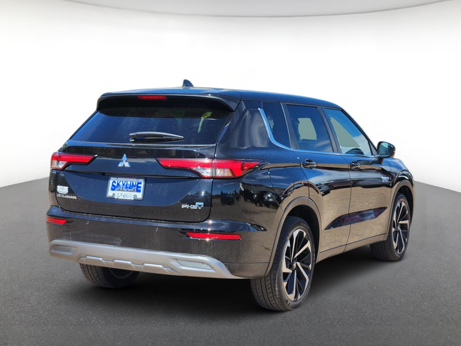 Used 2023 Mitsubishi Outlander Phev SE S-AWC SUV