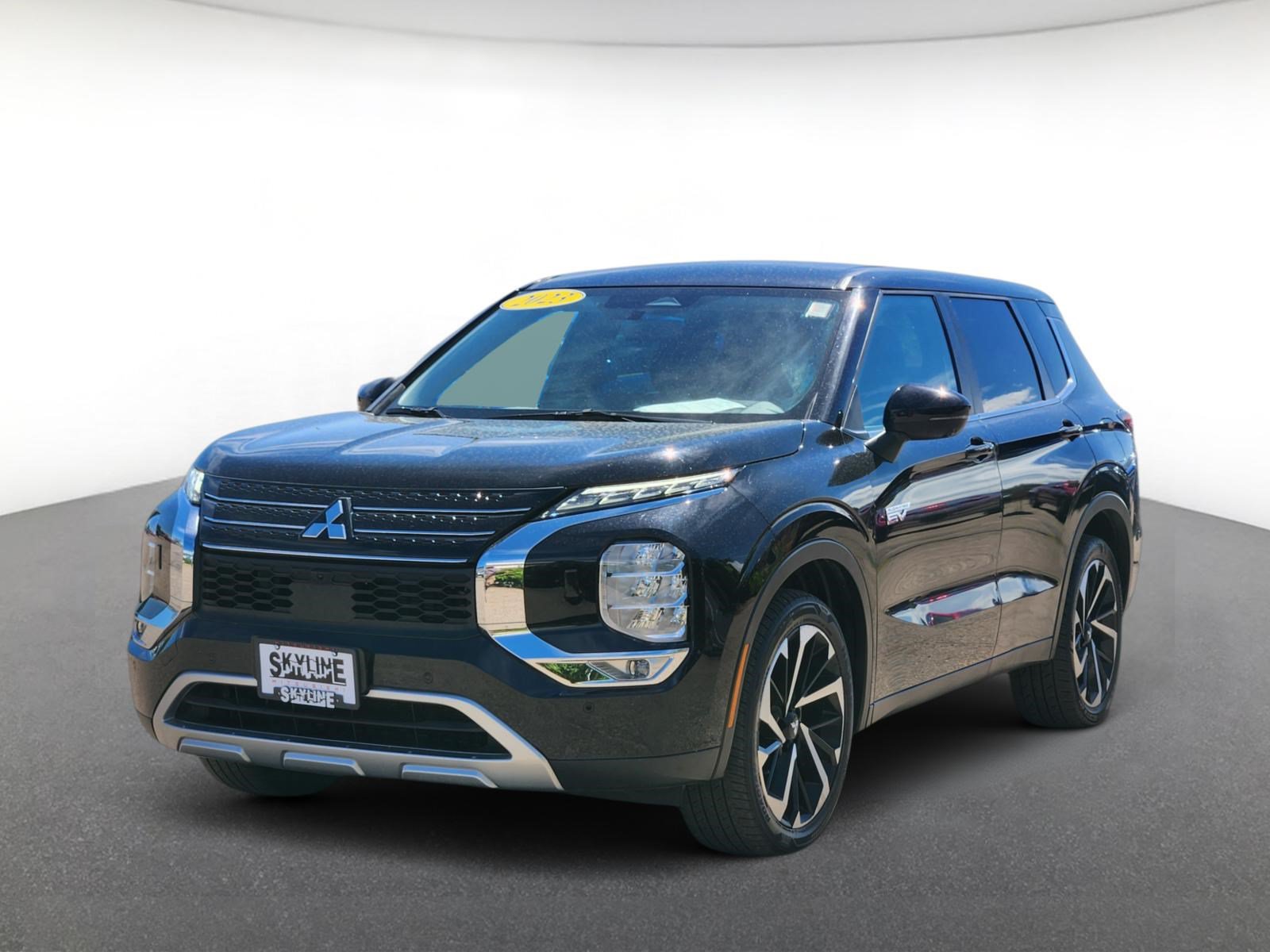 Used 2023 Mitsubishi Outlander Phev SE S-AWC SUV