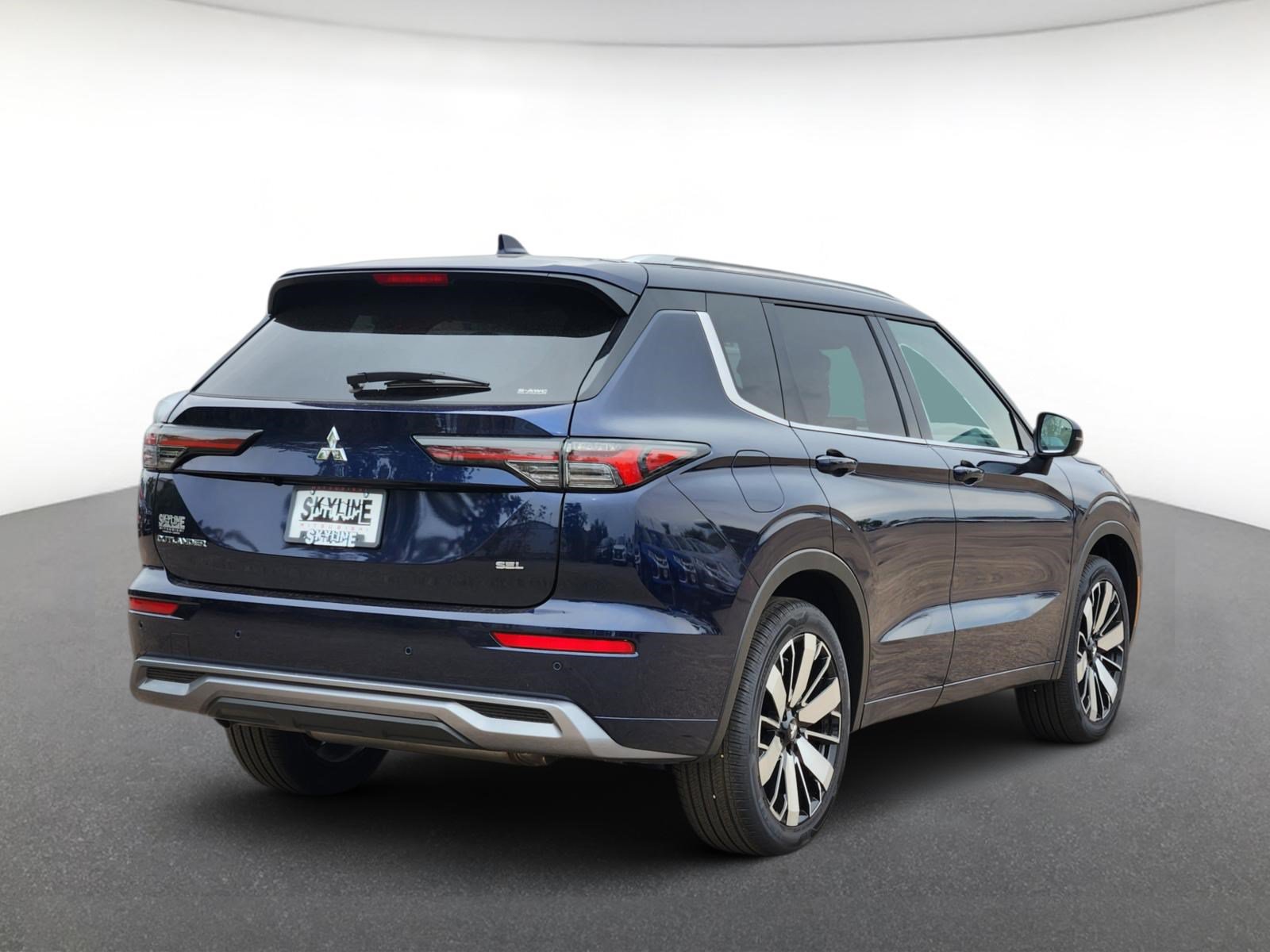 New 2026 Mitsubishi Outlander SEL S-AWC SUV
