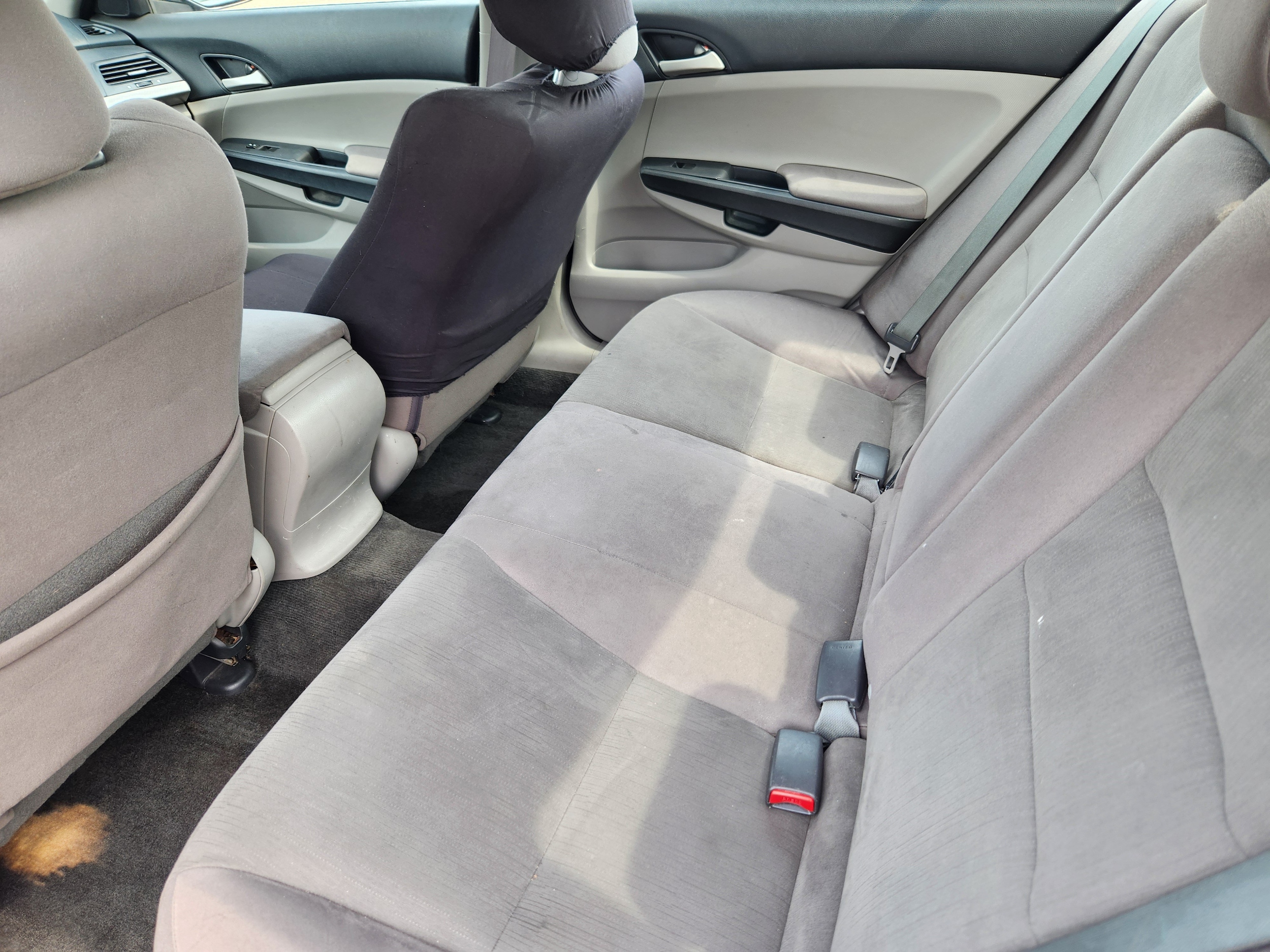 2012 Honda Accord LX - Photo 18
