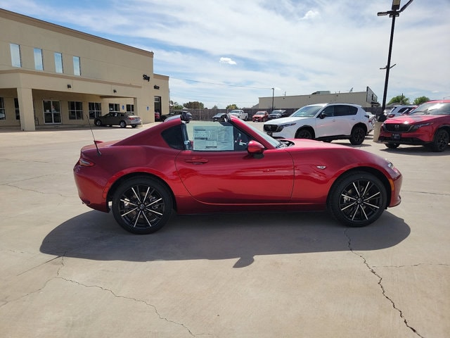 2026 Mazda MX-5 Miata RF Grand Touring - Photo 8