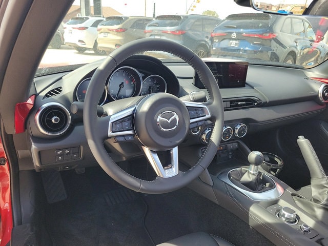 2026 Mazda MX-5 Miata RF Grand Touring - Photo 11