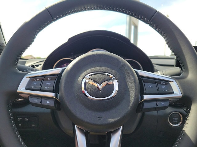 2026 Mazda MX-5 Miata RF Grand Touring - Photo 19