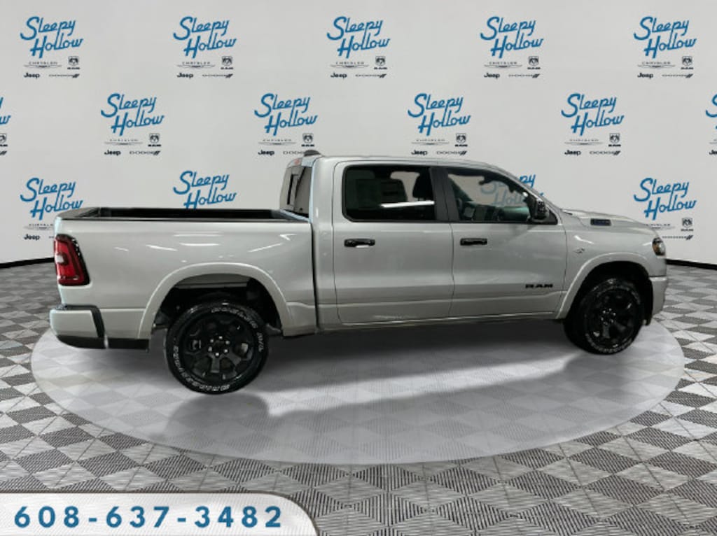 New 2026 Ram 1500 BIG HORN CREW CAB 4X4 5'7 BOX Pickup