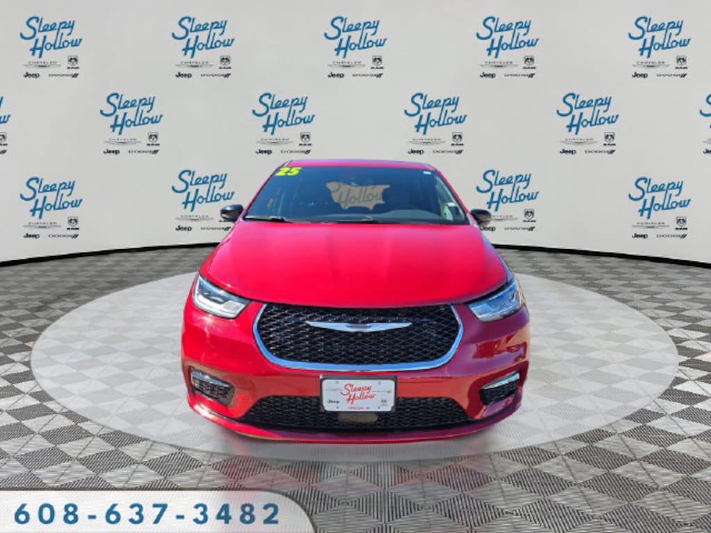 Used 2025 Chrysler Pacifica Select Minivan/Van