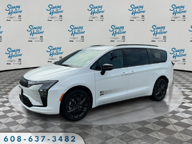 2027 Chrysler Pacifica Select