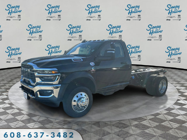 2026 Ram 5500 Chassis Cab TRADESMAN  REGULAR  4X4 60' CA Pickup
