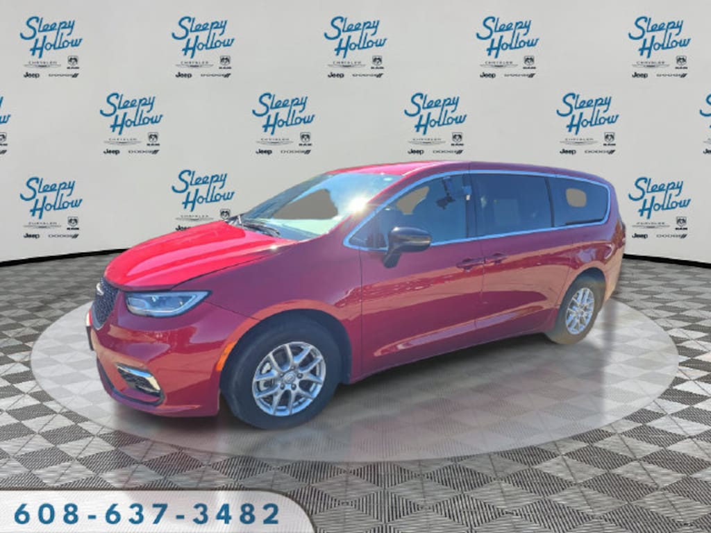 Used 2025 Chrysler Pacifica Select Minivan/Van